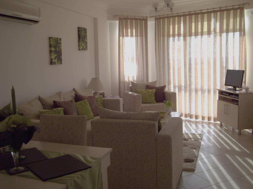 Apollonium Villas Akbuk  Room photo