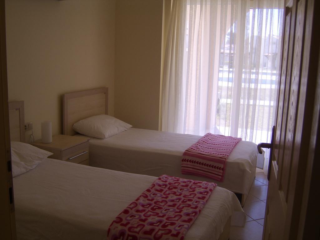 Apollonium Villas Akbuk  Room photo